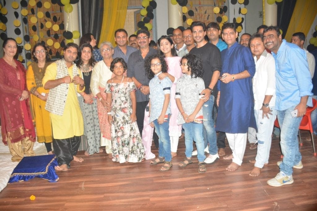 Hawan on the sets of Rajan Shahi&#8217;s Ye Ristha Kya Kehlata Hai!