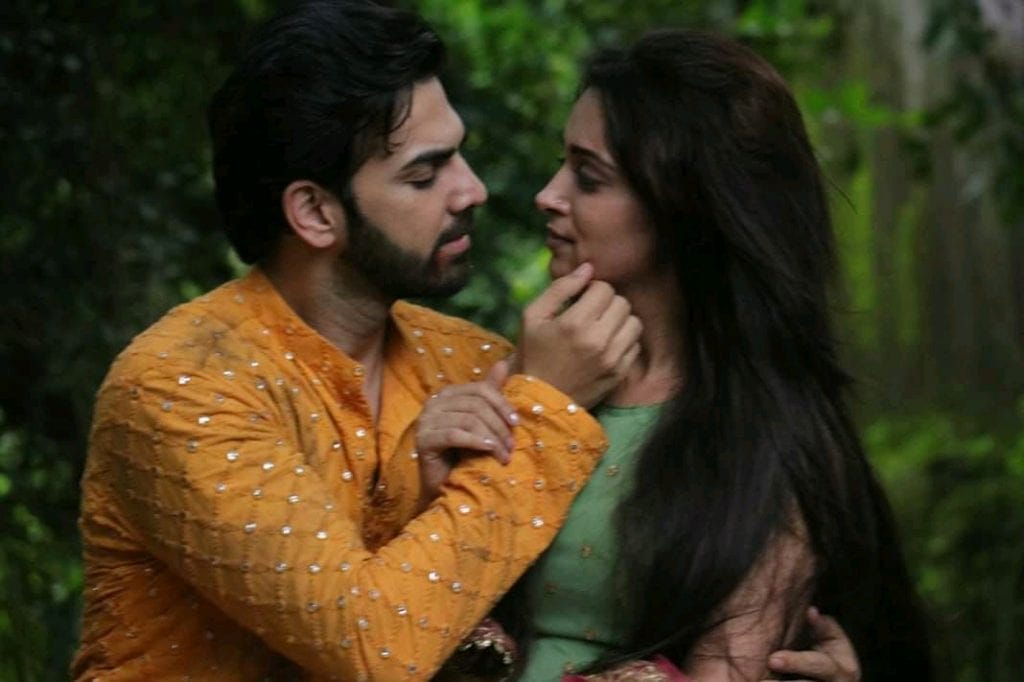 Sunday Special: These dialogues of Rohit Sippy are melting down the hearts: #KahaanHumKahaanTum