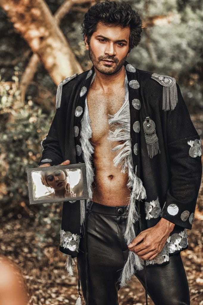Niti, Shakti, Neha, Mrunal, Harshita features in Amit Khanna’s calendar
