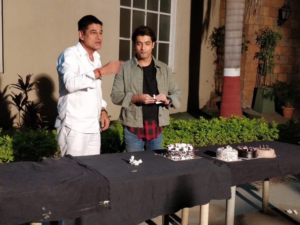 Vivian Dsena surprised Ssharad Malhotra on his birthday!