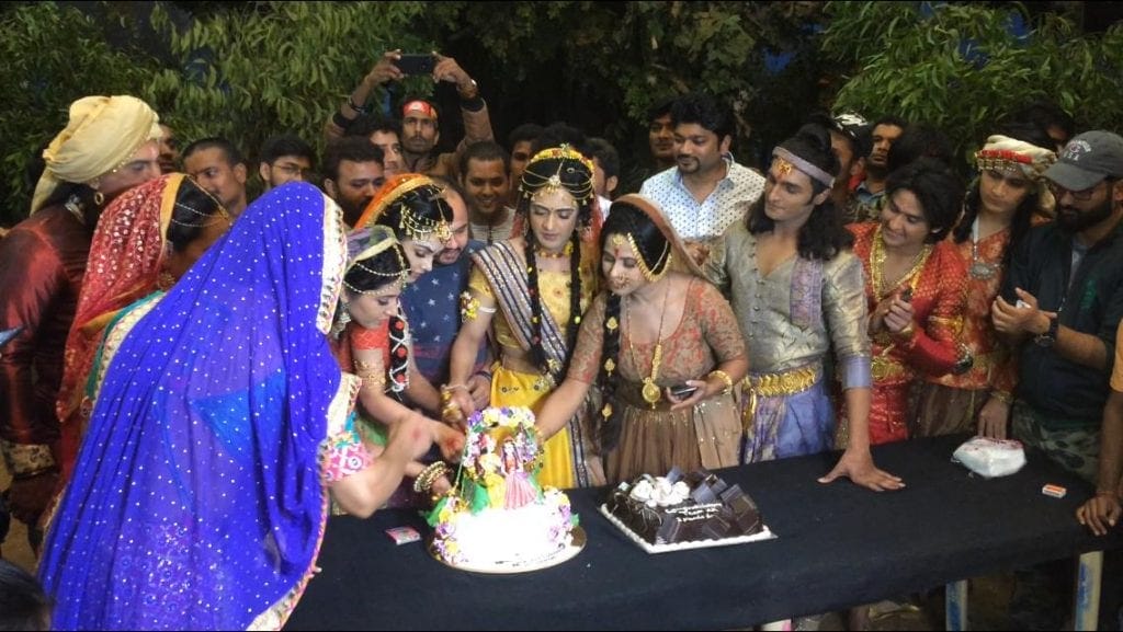 100 Episodes celebration For Siddharth Kumar Tewary&#8217;s RadhaKrishn 