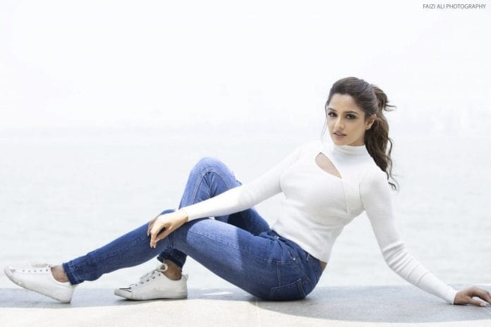 From white denims to floral dresses, Asmita Sood styles it up this summer!
