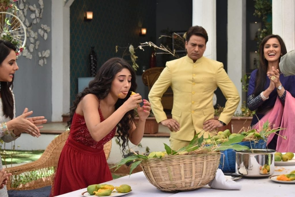 Is Kartik feeling insecure because of Naira? Find out!