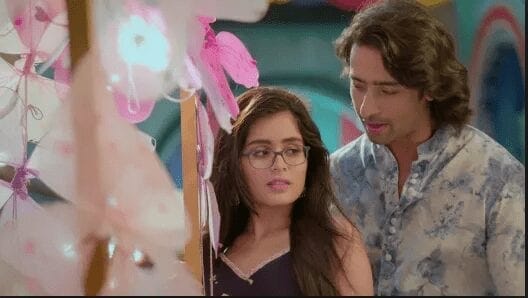 Abir to ride horse at the airport to stop Mishti! | Interesting twist ahead in Yeh Rishtey Hain Pyaar Ke