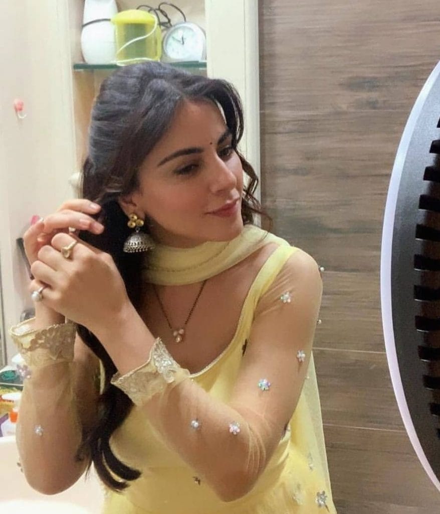 Dheeraj Dhoopar and Shraddha Arya aka Karan and Preeta back on the sets of Kundali Bhagya after three months