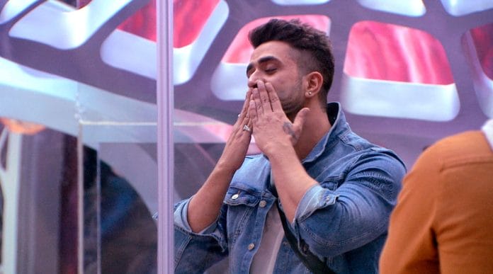 Bigg Boss 14 4th November 2020 Preview: An Estatic Jasmin welcomes good friend Aly Goni in the Bigg Boss House!