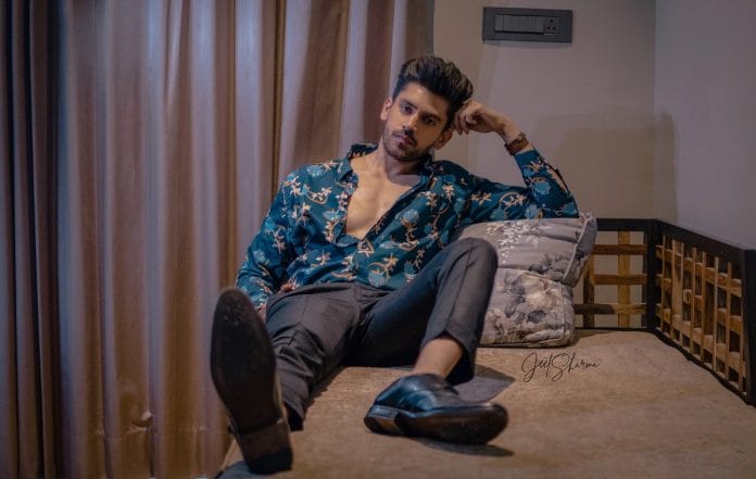 Avinash Mishra’s clearly giving us major wardrobe goals with his latest pictures!