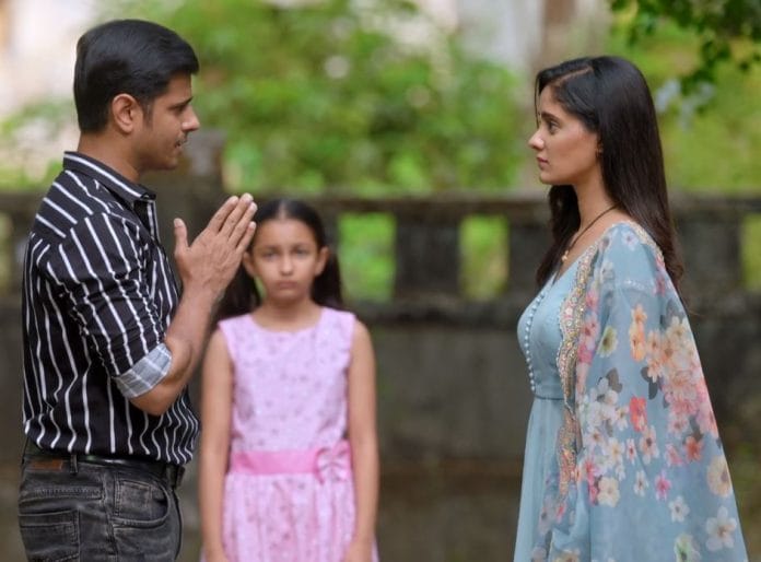 List of young actresses who is taking a challenge to play a role of a mother on-screen