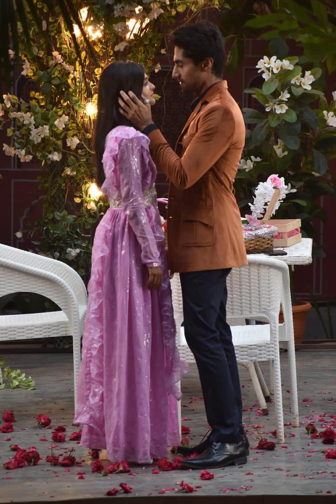 Yeh Rishta Kya Kehlata Hai 22nd June 2022 Written Update Akshara in a