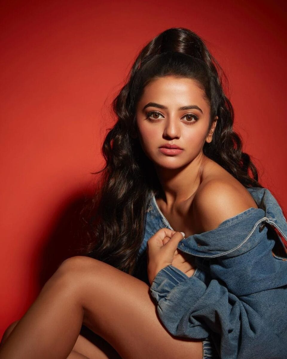 Helly Shah to unveil her poster of her debut feature film Kaya Palat at the prestigious Cannes film festival