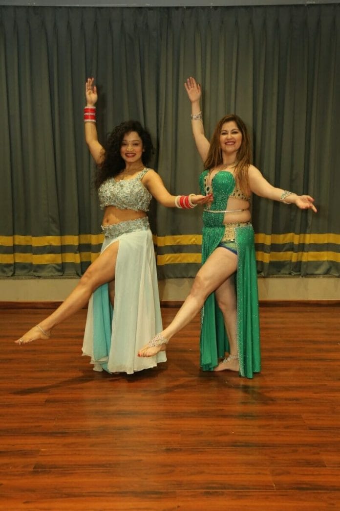 A 2 day Belly dance extravaganza with<br>International Belly Dance Artist Anna Dimitratou (from Greece ) and Sanjana Sharma