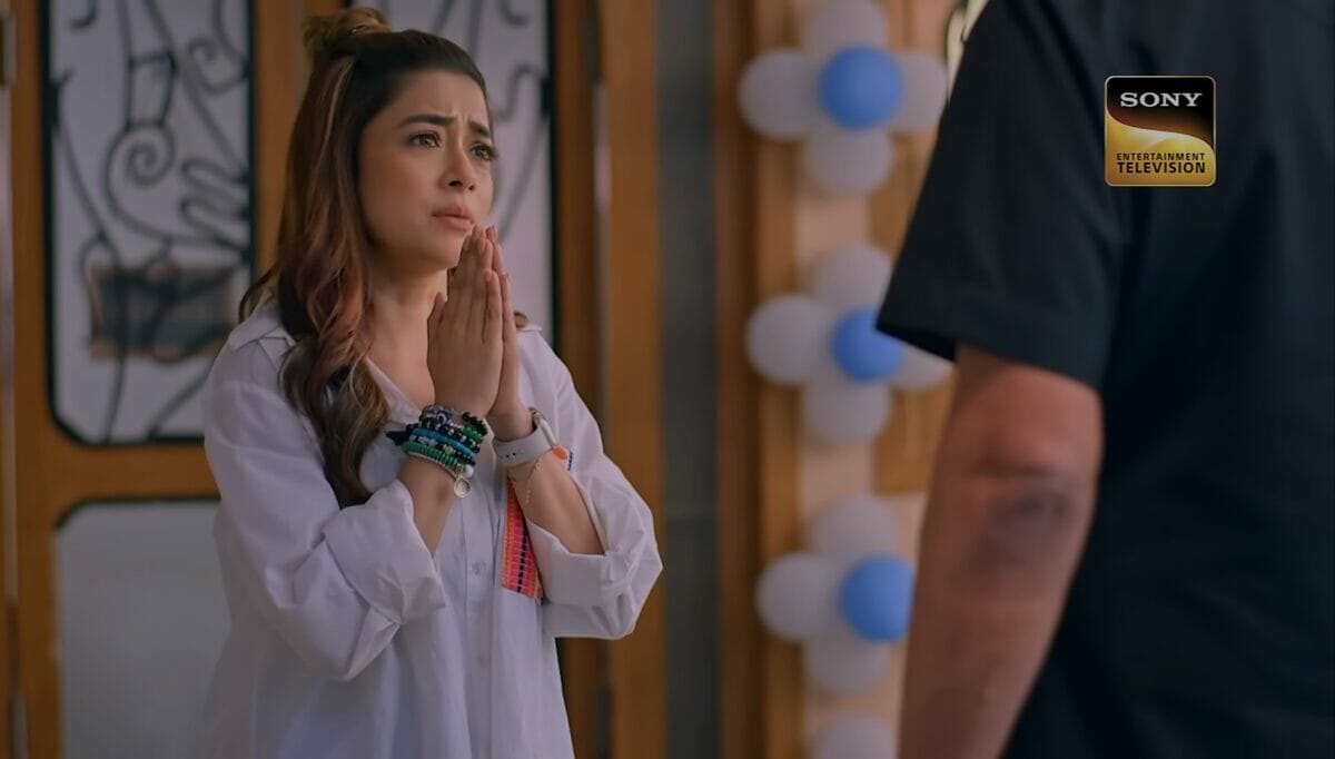 Hum Rahe Na Rahe Hum Surili is on the verge to lose her bakery and family legacy! Tellyexpress Hum Rahe Na Rahe Hum Surili is on the verge to lose her bakery and family legacy! Tellyexpress