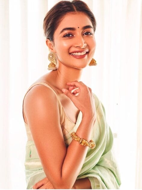 Suriya Credits His ‘Retro’ Co-Star Pooja Hegde for Making ‘Kanimaa’ Song Viral, Says ‘A Lot of Sincere Effort from Her’