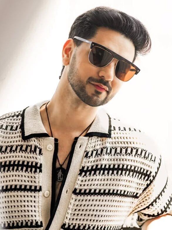 Fashionable Friday: Top 5 Shakti Arora’s summer look.