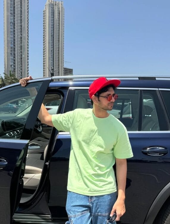 Fashionable Friday: Top 5 Shakti Arora’s summer look.