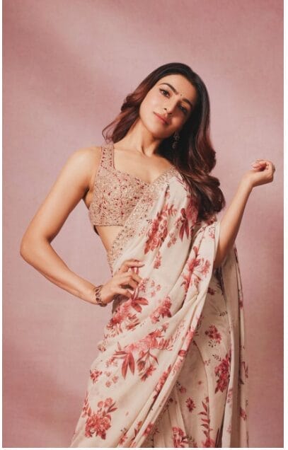 Rashmika Mandanna, Saiee M Manjrekar to Janhvi Kapoor: TOP 5 Pan-Indian Actresses Bridging Hindi and South Cinema Rashmika Mandanna, Saiee M Manjrekar to Janhvi Kapoor: TOP 5 Pan-Indian Actresses Bridging Hindi and South Cinema