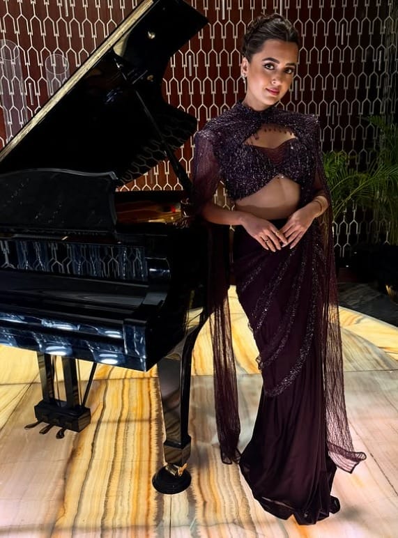 Tejasswi Prakash Birthday Special: 5 Times the Diva Set Fashion Goals