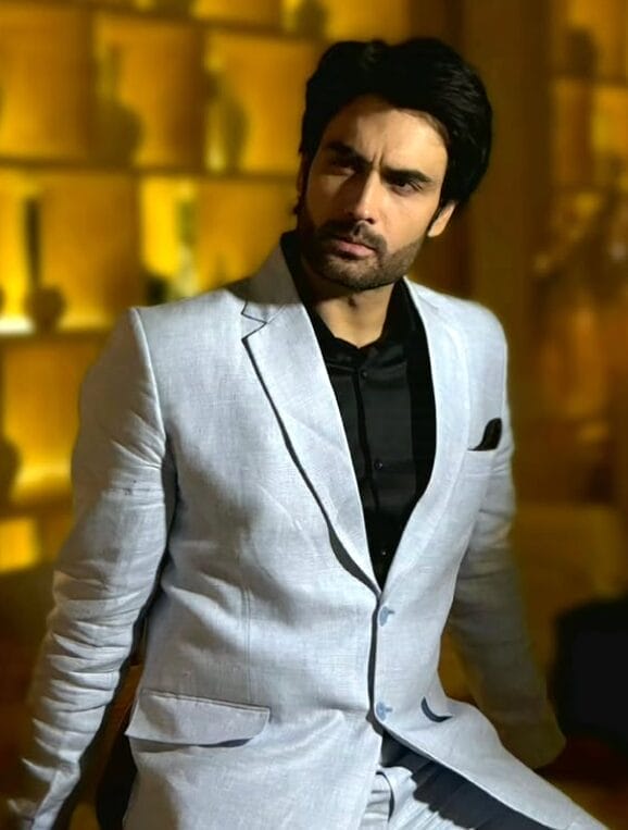 Vivian Dsena: Which blazer look is your favorite?