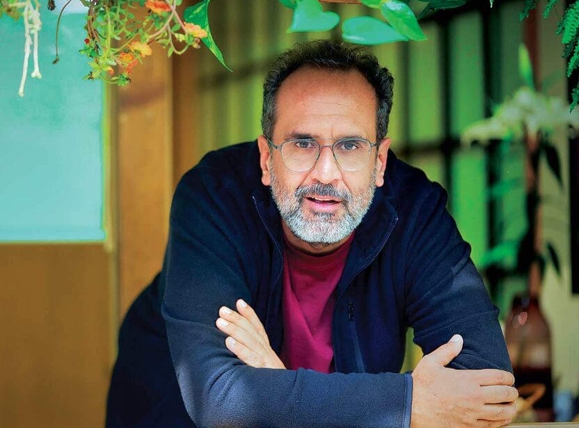 Celebrating Aanand L Rai’s Birthday with a Joyful Peek Behind the Scenes of Tere Ishk Mein Sets