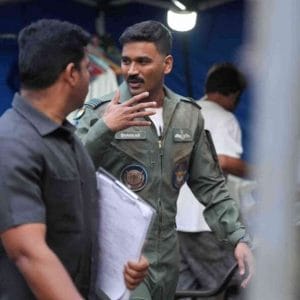 In a striking contrast, Dhanush is seen in a fully transformed avatar in Aanand L Rai’s Tere Ishk Mein; Excitement peaks as his fresh look is revealed!
