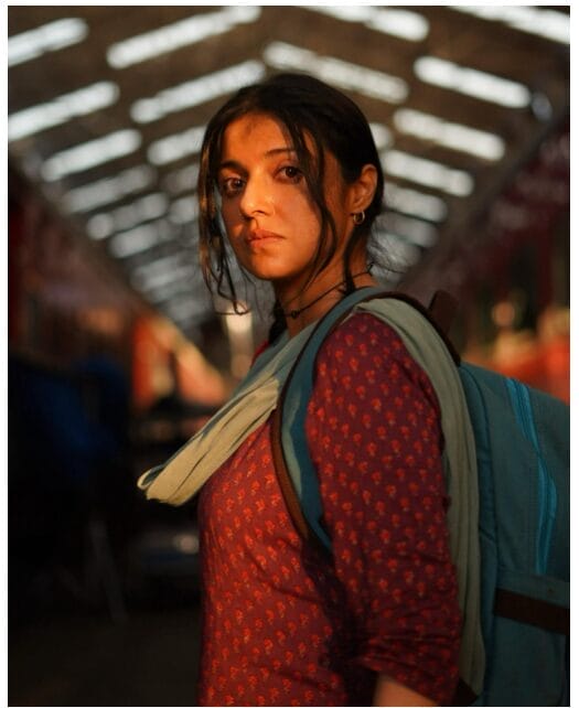 Divya Khossla Ignites the Mystery Behind her Character, Displays Versatility by Transforming for a Layered Role