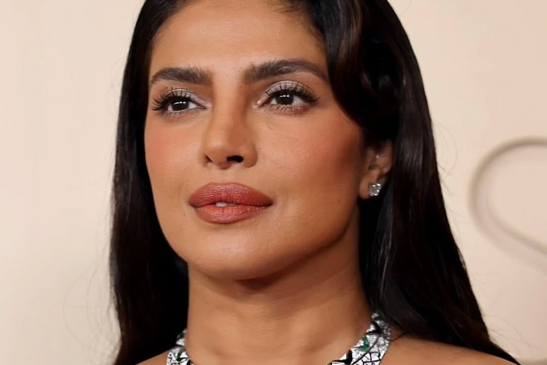 QUEEN BEE PRIYANKA CHOPRA ARRIVES AT THE OSCARS IN DIOR & BVLGARI, CREATING ANOTHER POP CULTURE MOMENT QUEEN BEE PRIYANKA CHOPRA ARRIVES AT THE OSCARS IN DIOR & BVLGARI, CREATING ANOTHER POP CULTURE MOMENT